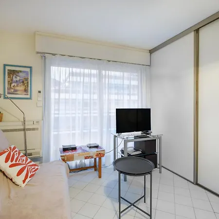 Riviera Anemone Apartment